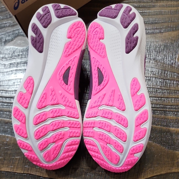ASICS Women's Black and Pink Running Shoes - Picture 5 of 5